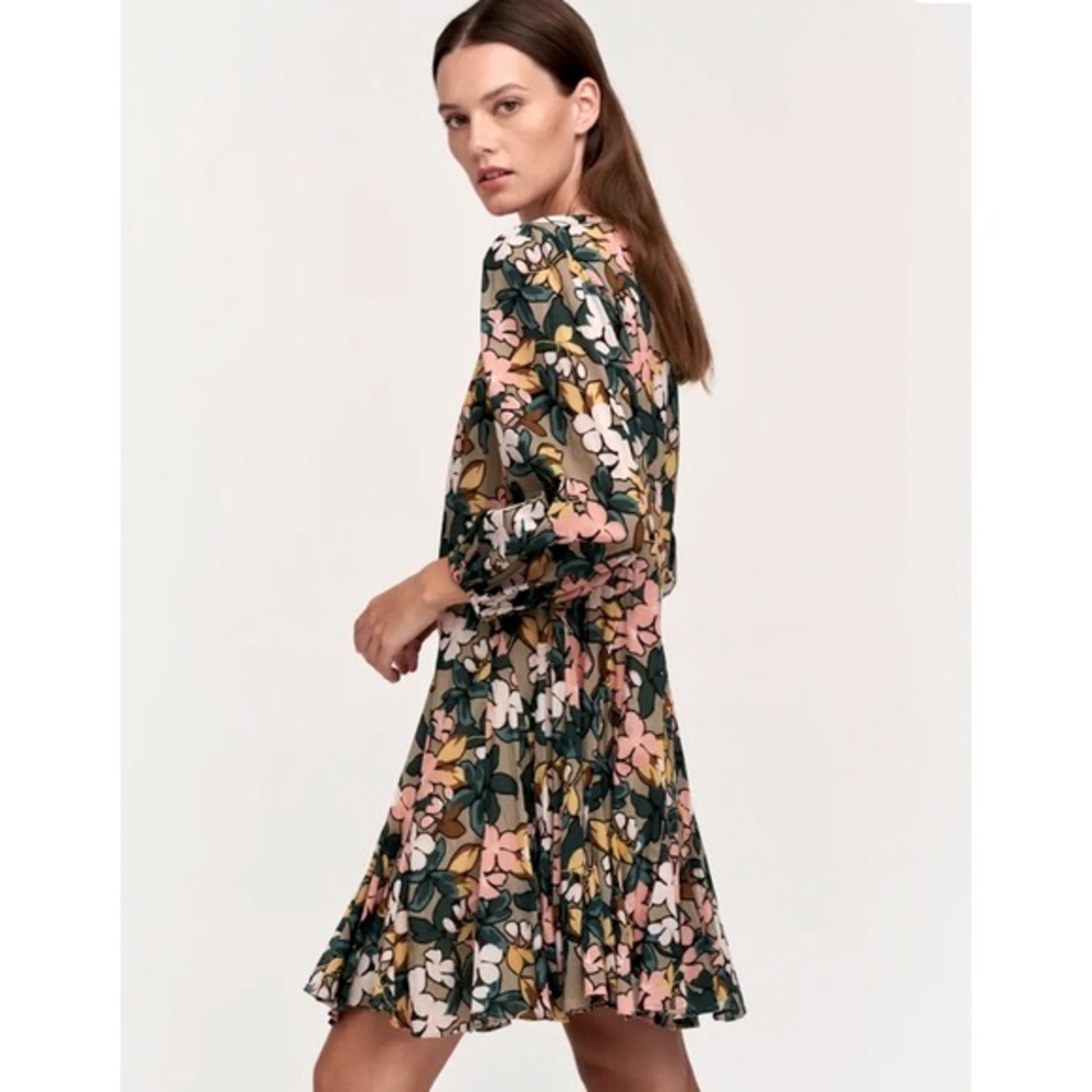 Velvet by Graham & Spencer Keelin Mini Dress, size M - Picture 2 of 15